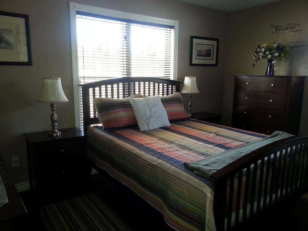 Oliver'S Landing Villa Rocky Harbour Ruang foto